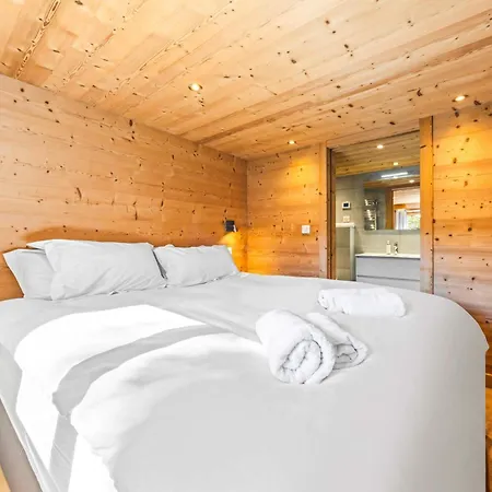Cozy With Private Parking Sleeps 7 Montriond